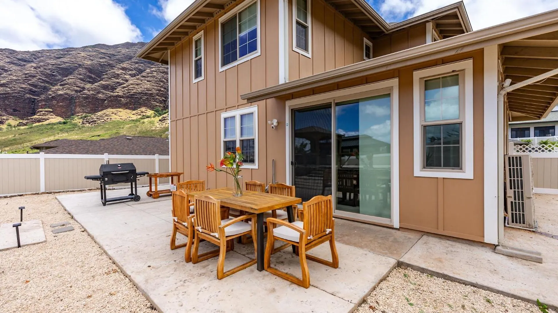 Waianae @ Marbella Lane - Stunning Gem W/ Mt & Ocean Viewsヴィラ 米国